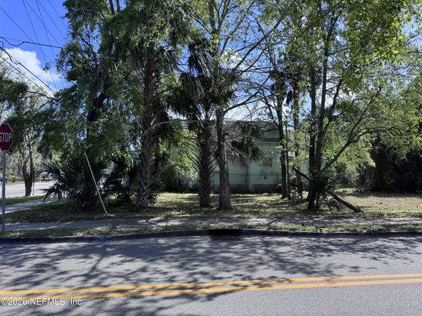 1484 MYRTLE Avenue N, Jacksonville, FL 32209
