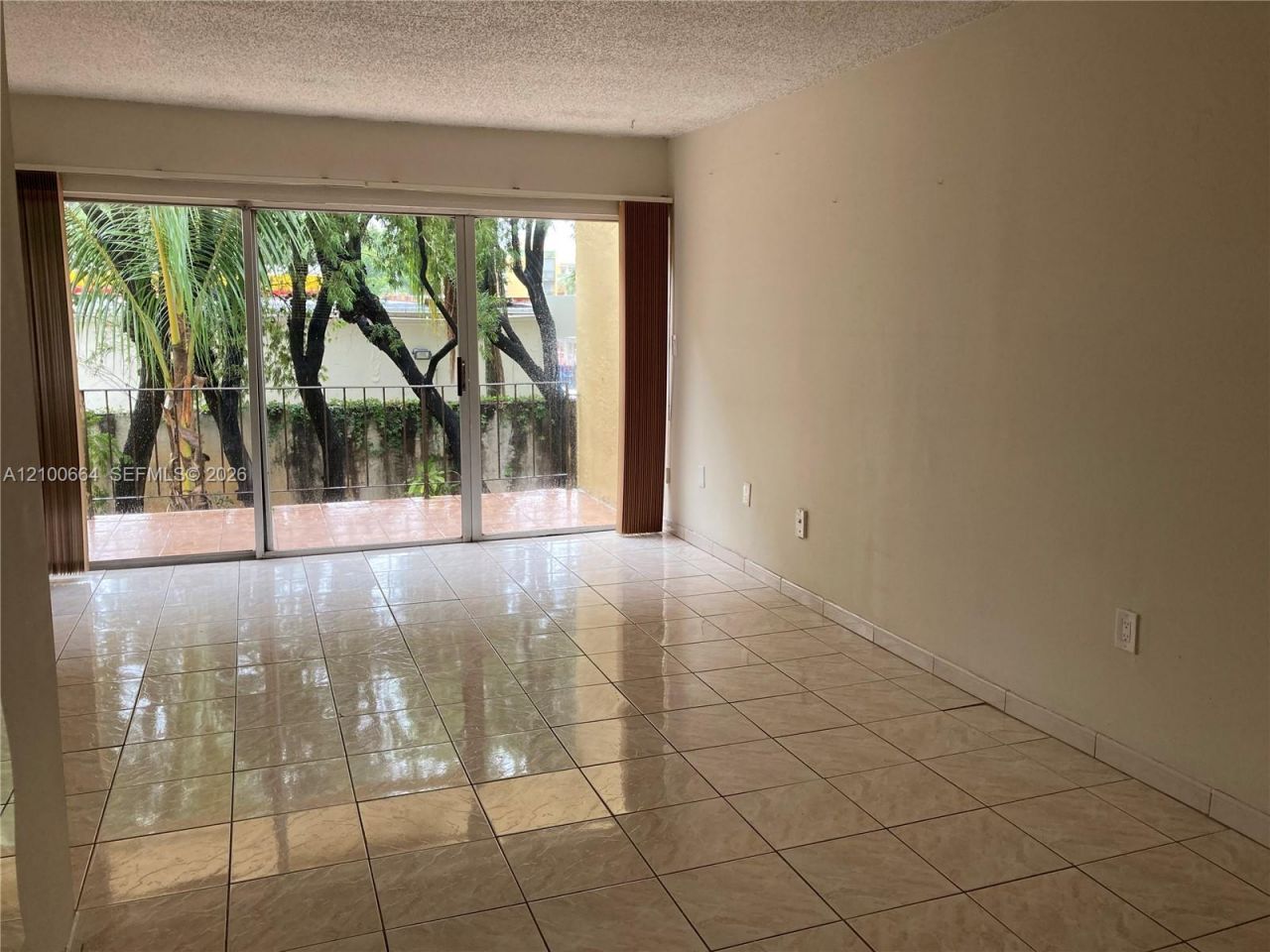 20 NW 87th Ave , Unit A216, Miami, FL 33172 Photo