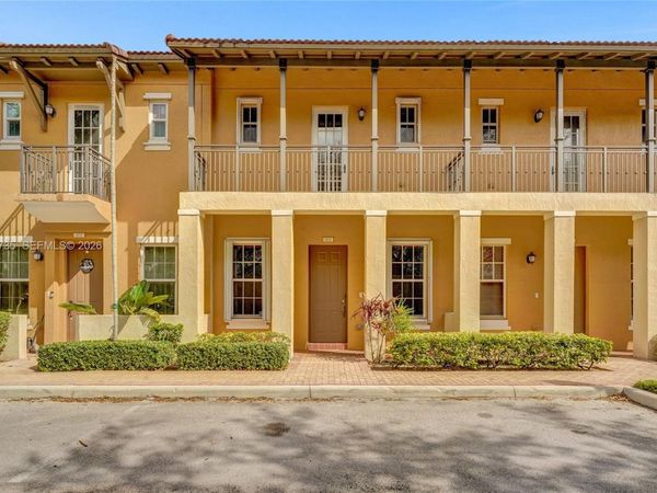 475 SW 147th Ter , Unit 6-48, Pembroke Pines, FL 33027