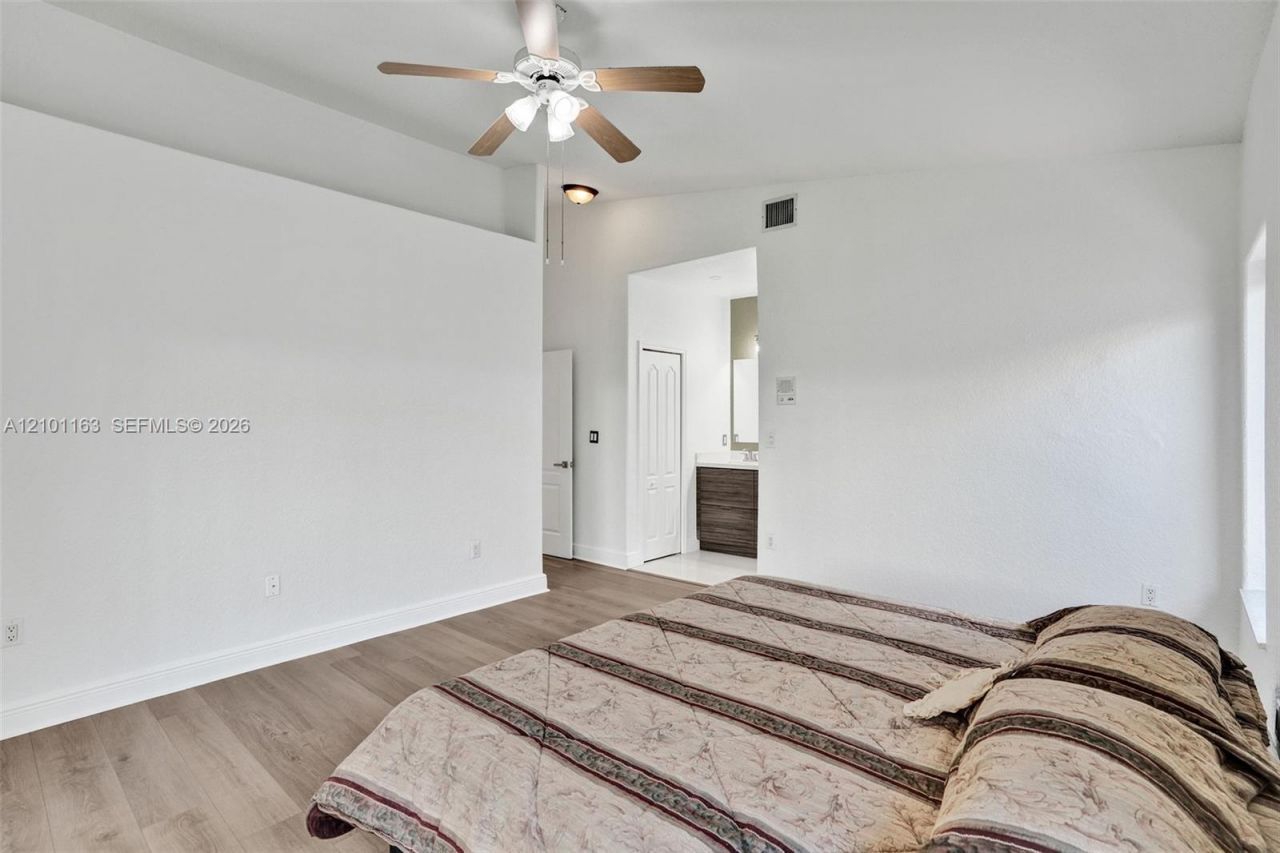 8741 NW 141st Ter , Miami Lakes, FL 33018 Photo