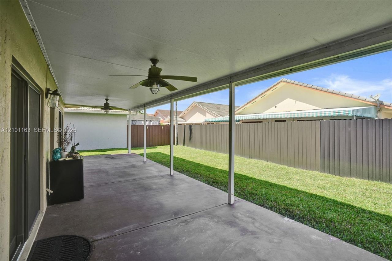 8741 NW 141st Ter , Miami Lakes, FL 33018 Photo