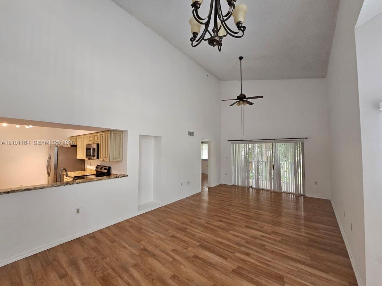 2206 Glenmoor Dr, Unit 2206, West Palm Beach, FL 33409 Photo