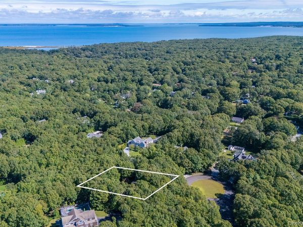 30 Squires Boulevard , Hampton Bays, NY 11946
