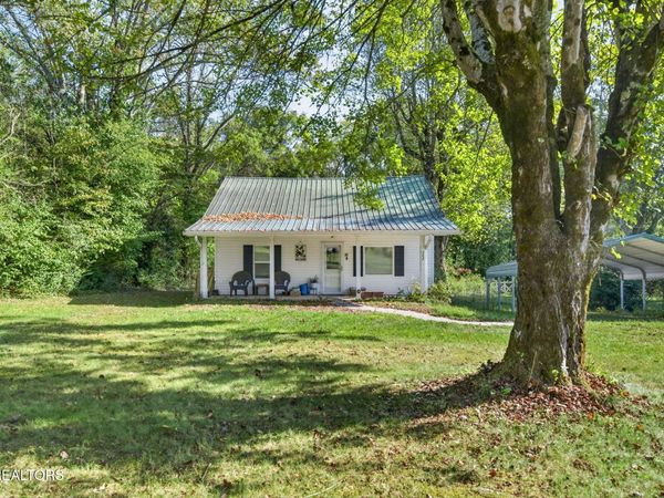 742 Highway 68 , Crossville, TN 38555