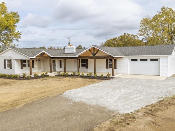 1335 Hwy 64 , Adamsville, TN 38310