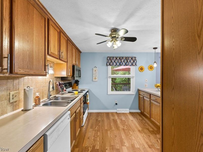1270 Goldfinch Trail, Stow, OH 44224 Photo 18