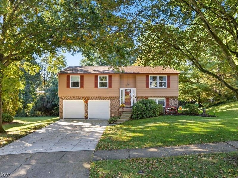 1270 Goldfinch Trail, Stow, OH 44224 Photo 3