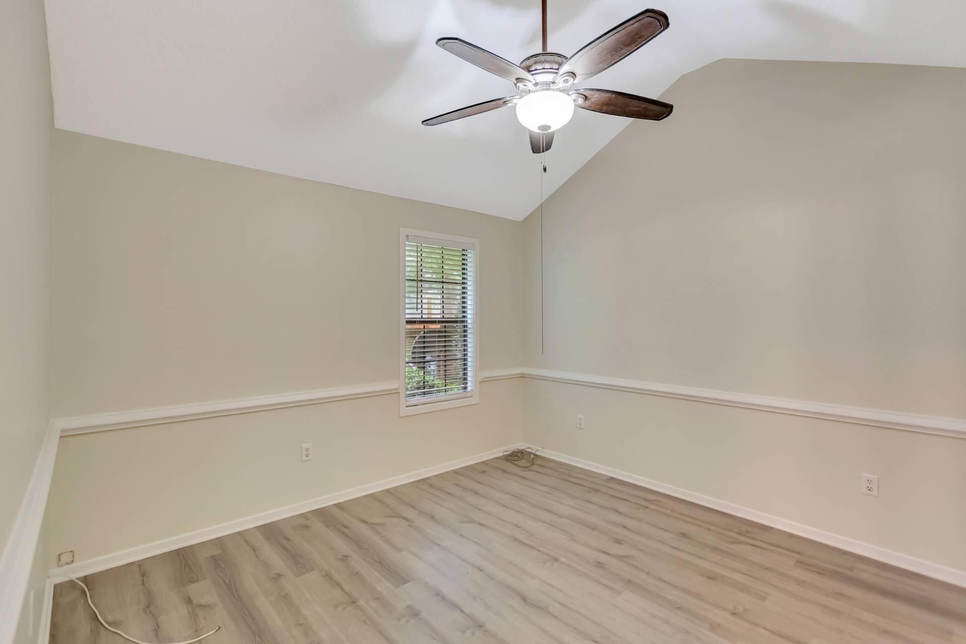 1755 River Front Drive Photo 20