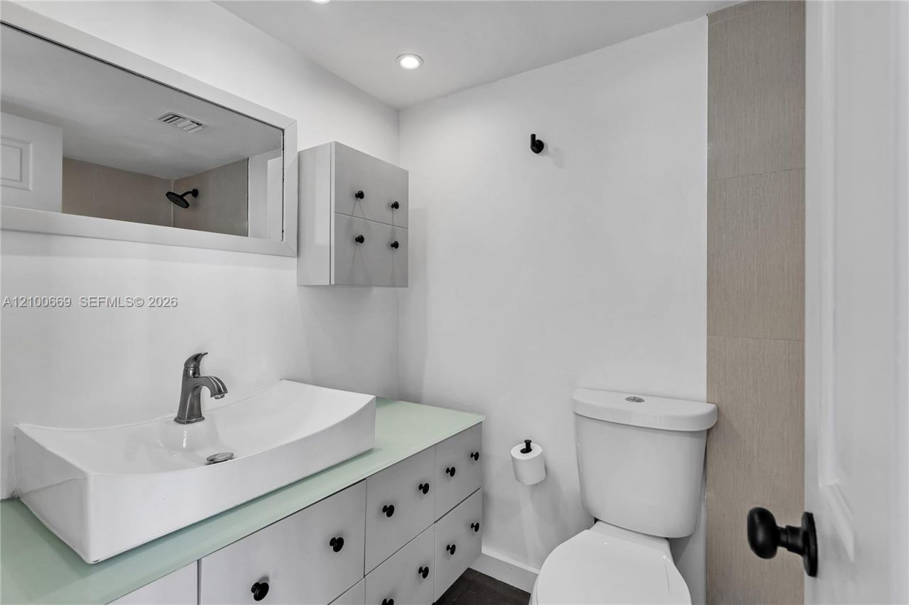 899 West Ave , Unit 7A, Miami Beach, FL 33139 Photo