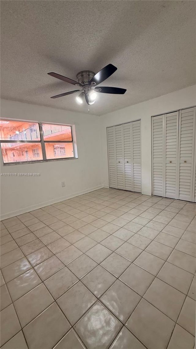 1950 W 56th St , Unit 2210B, Hialeah, FL 33012 Photo