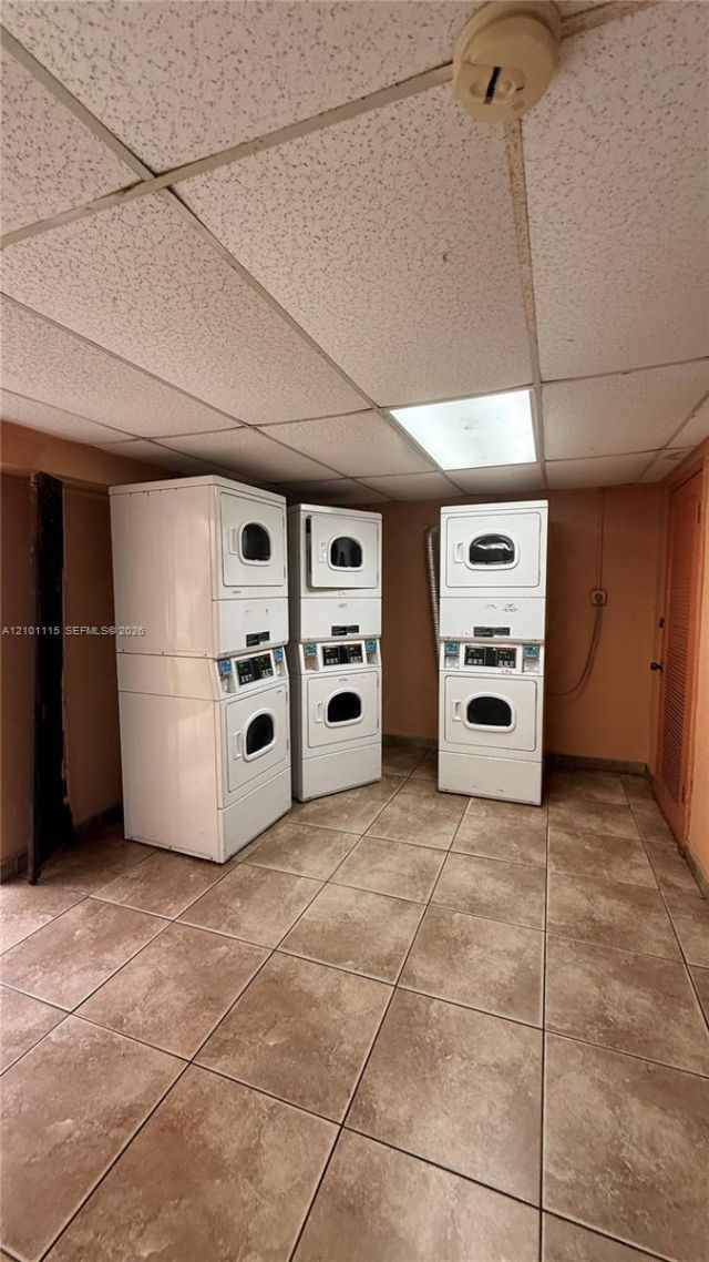1950 W 56th St , Unit 2210B, Hialeah, FL 33012 Photo