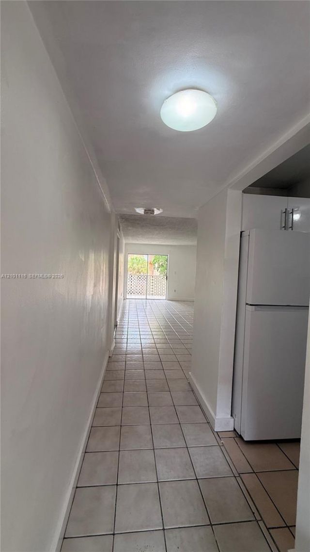 1950 W 56th St , Unit 2210B, Hialeah, FL 33012 Photo