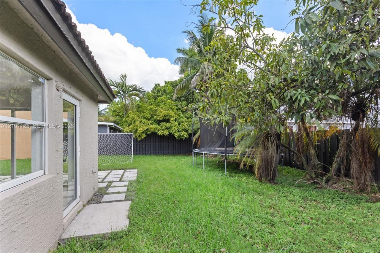11874 SW 136th Ter , Miami, FL 33186 Photo