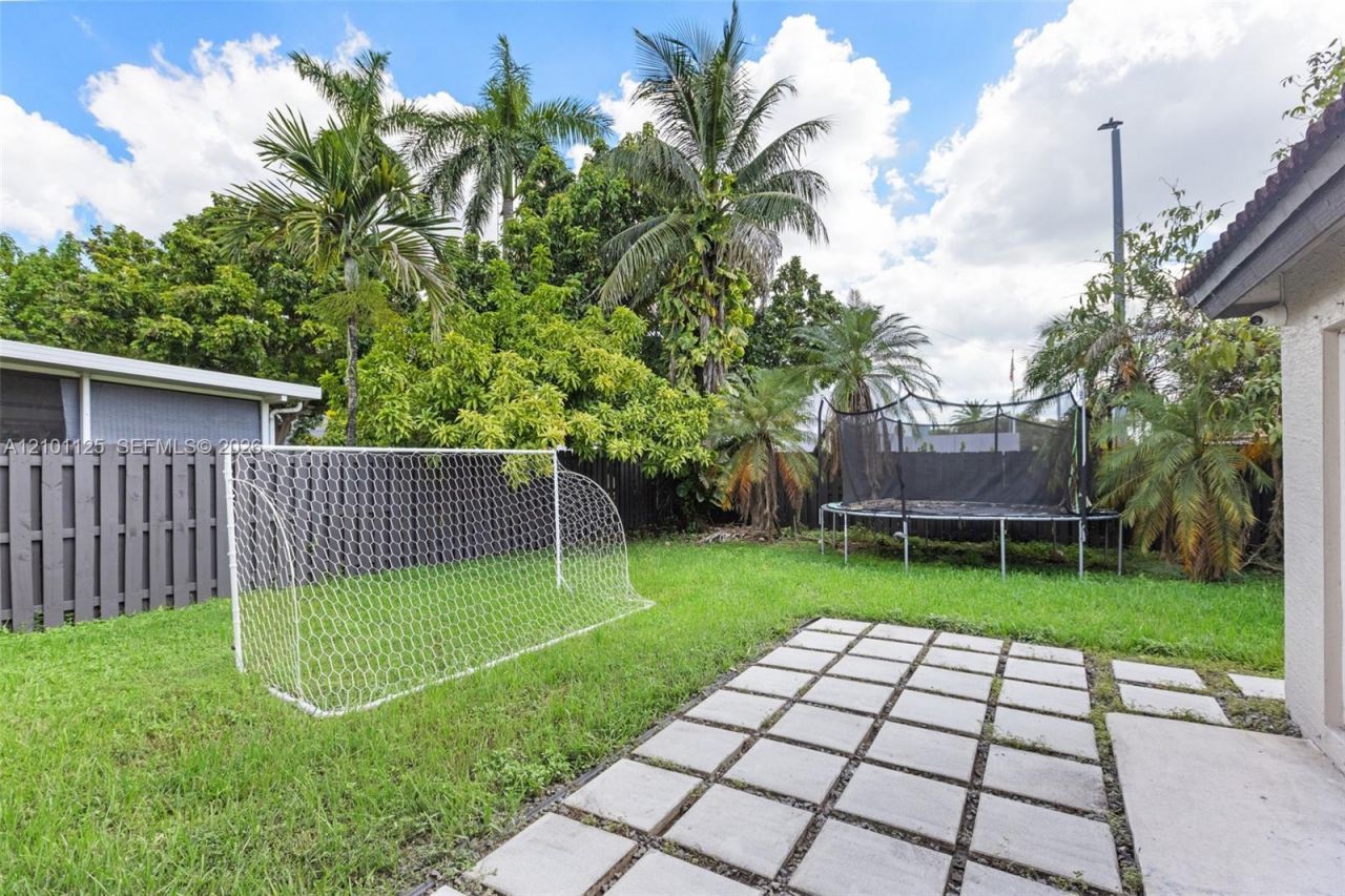 11874 SW 136th Ter , Miami, FL 33186 Photo