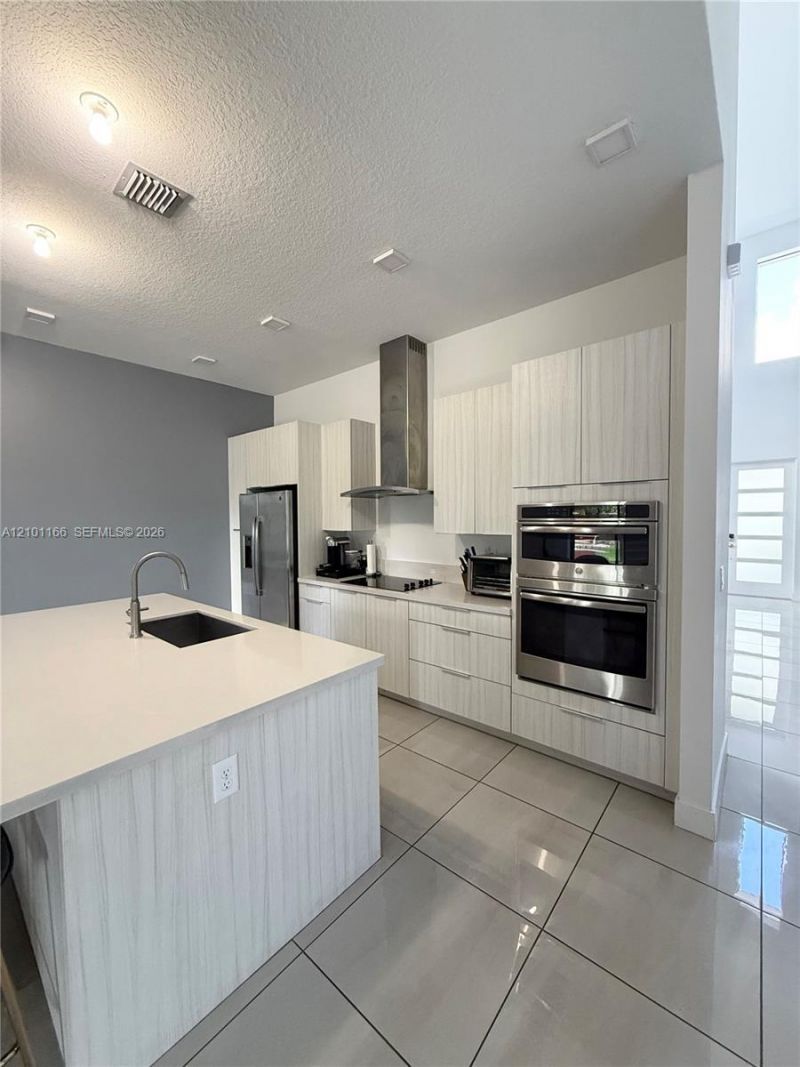 15835 NW 87th Ct , Miami Lakes, FL 33018 Photo
