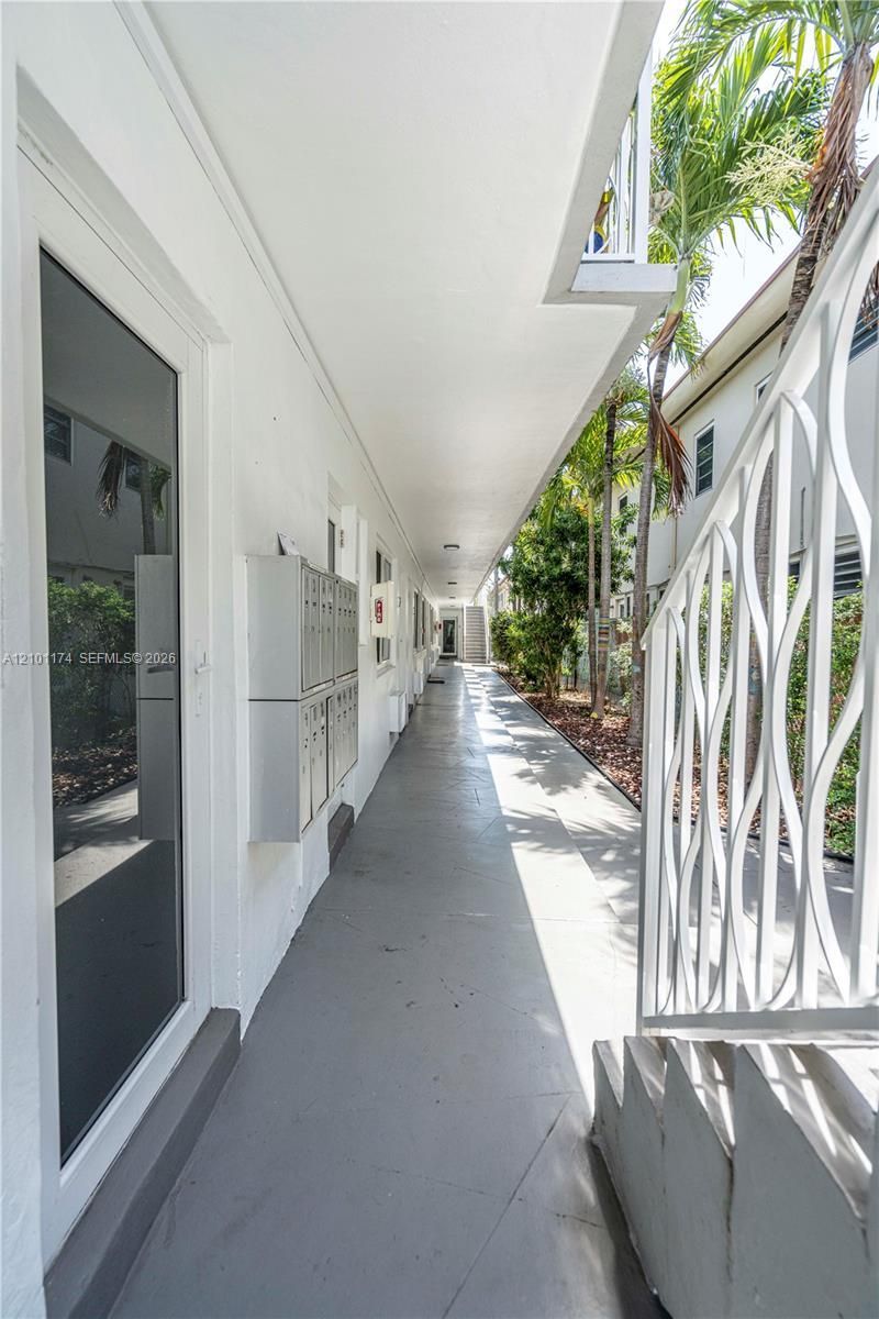 7311 Byron Ave, Unit 6, Miami Beach, FL 33141 Photo