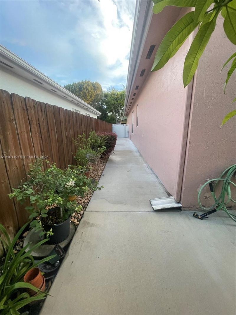 16125 SW 62nd Ter , Miami, FL 33193 Photo