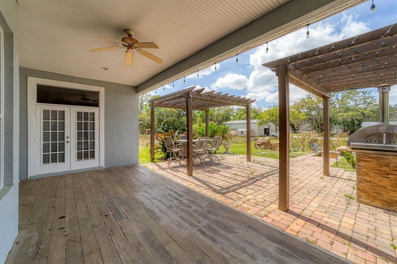 1108 64th Street Court E, Bradenton, FL 34208 Photo
