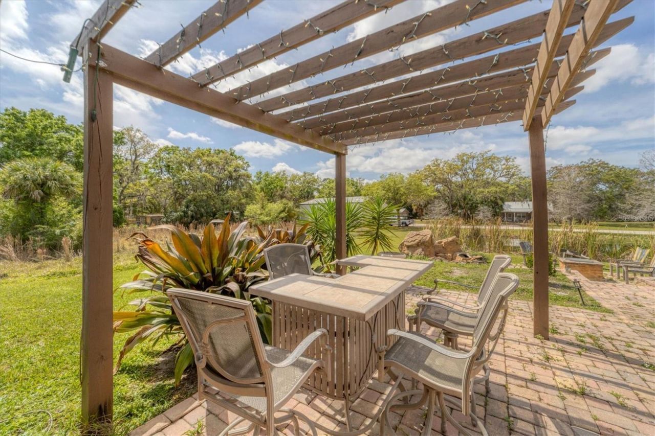 1108 64th Street Court E, Bradenton, FL 34208 Photo