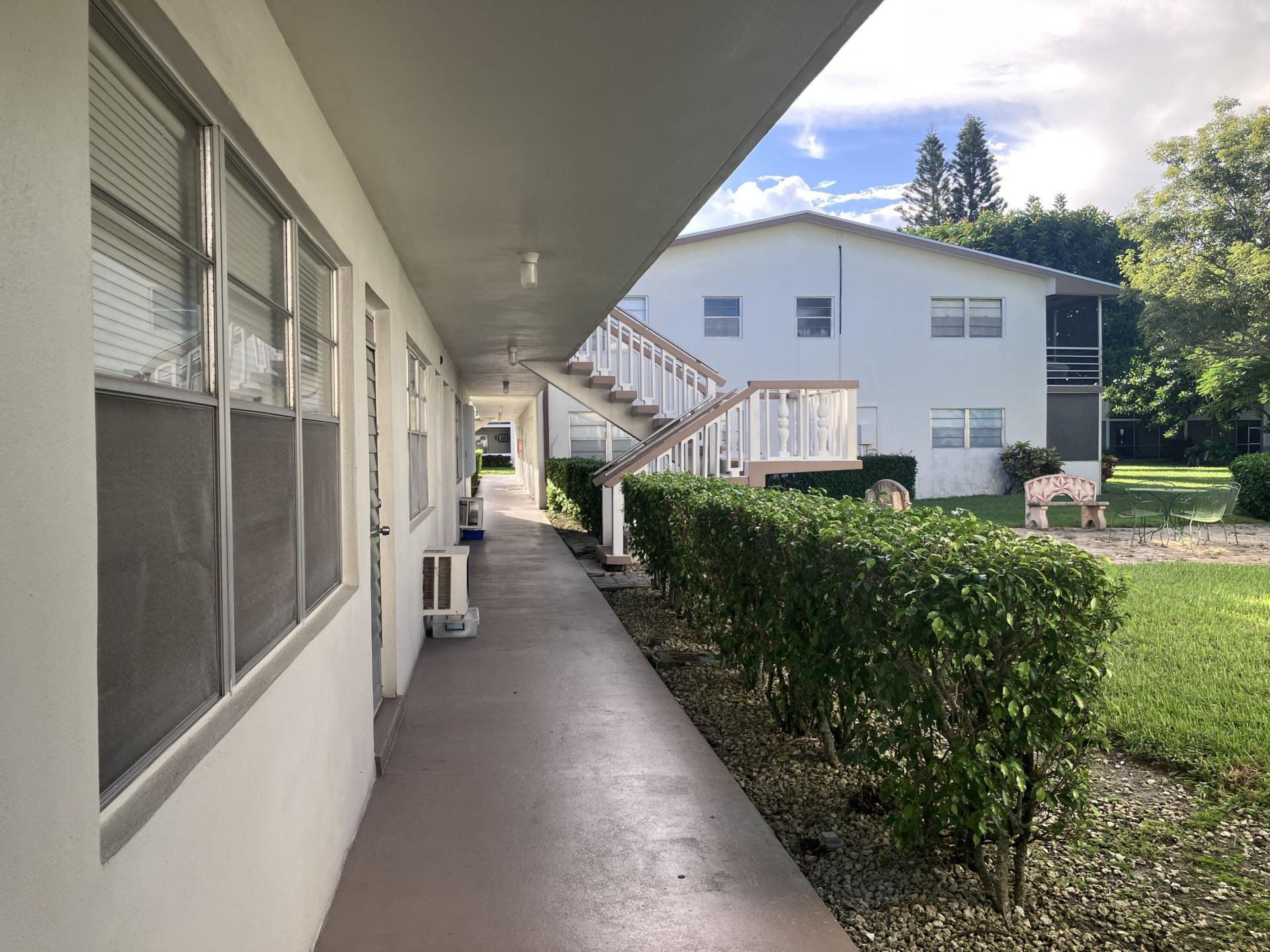 8 Cambridge A, West Palm Beach, FL 33417 Photo