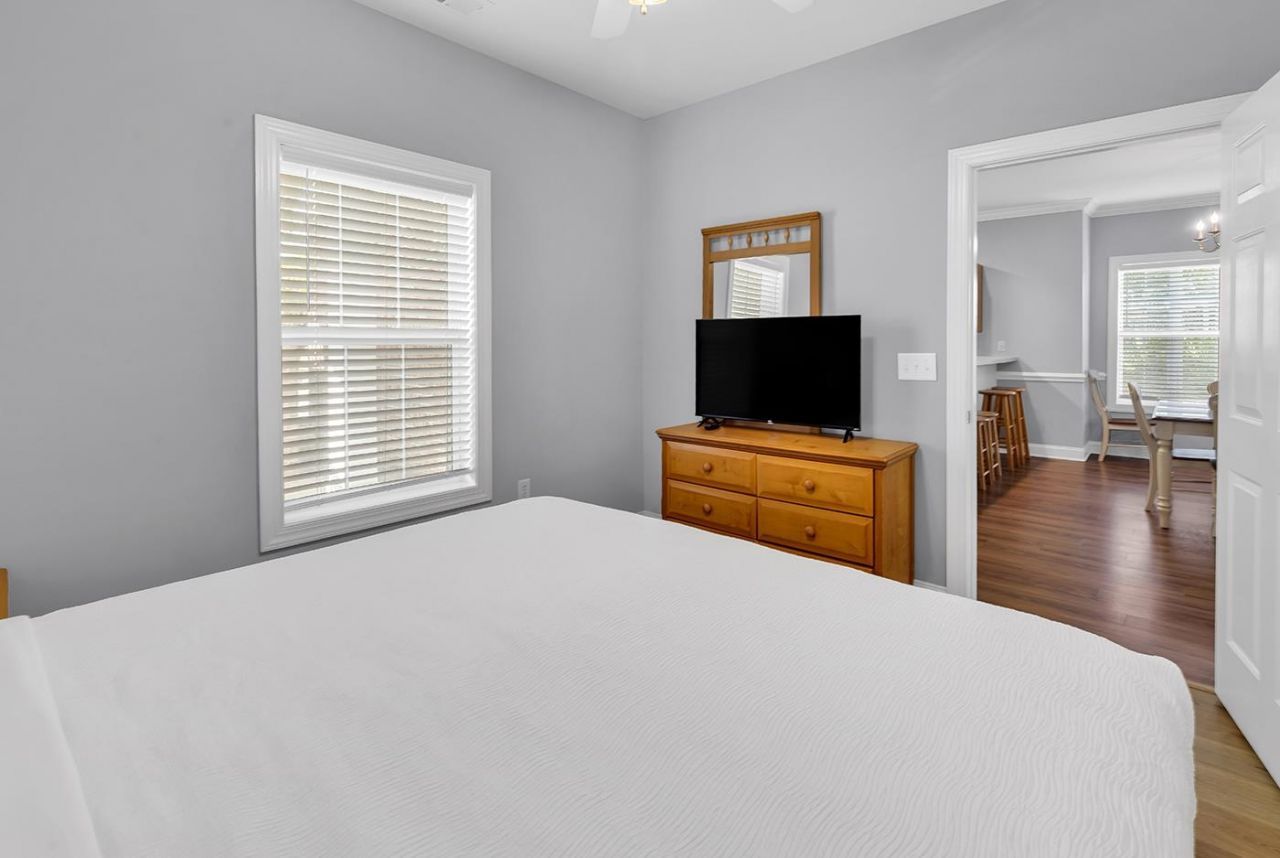 4872 Dahlia Ct. Photo 20