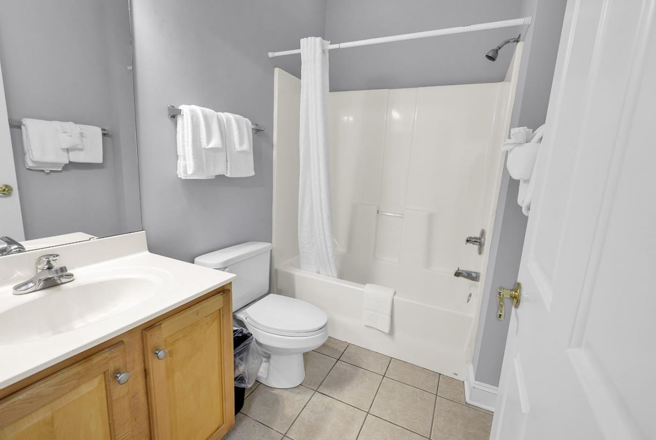 4872 Dahlia Ct. Photo 21