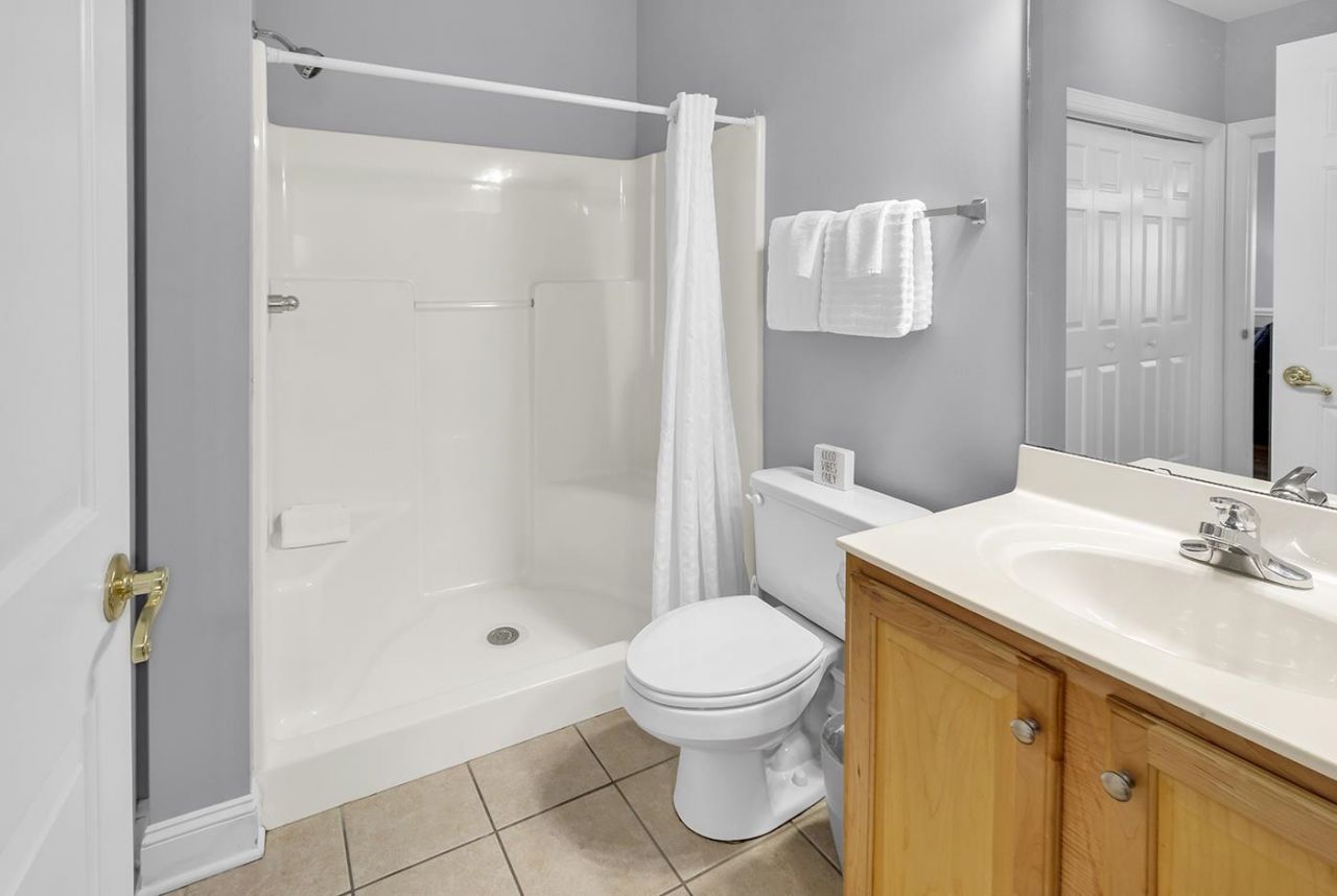 4872 Dahlia Ct. Photo 22