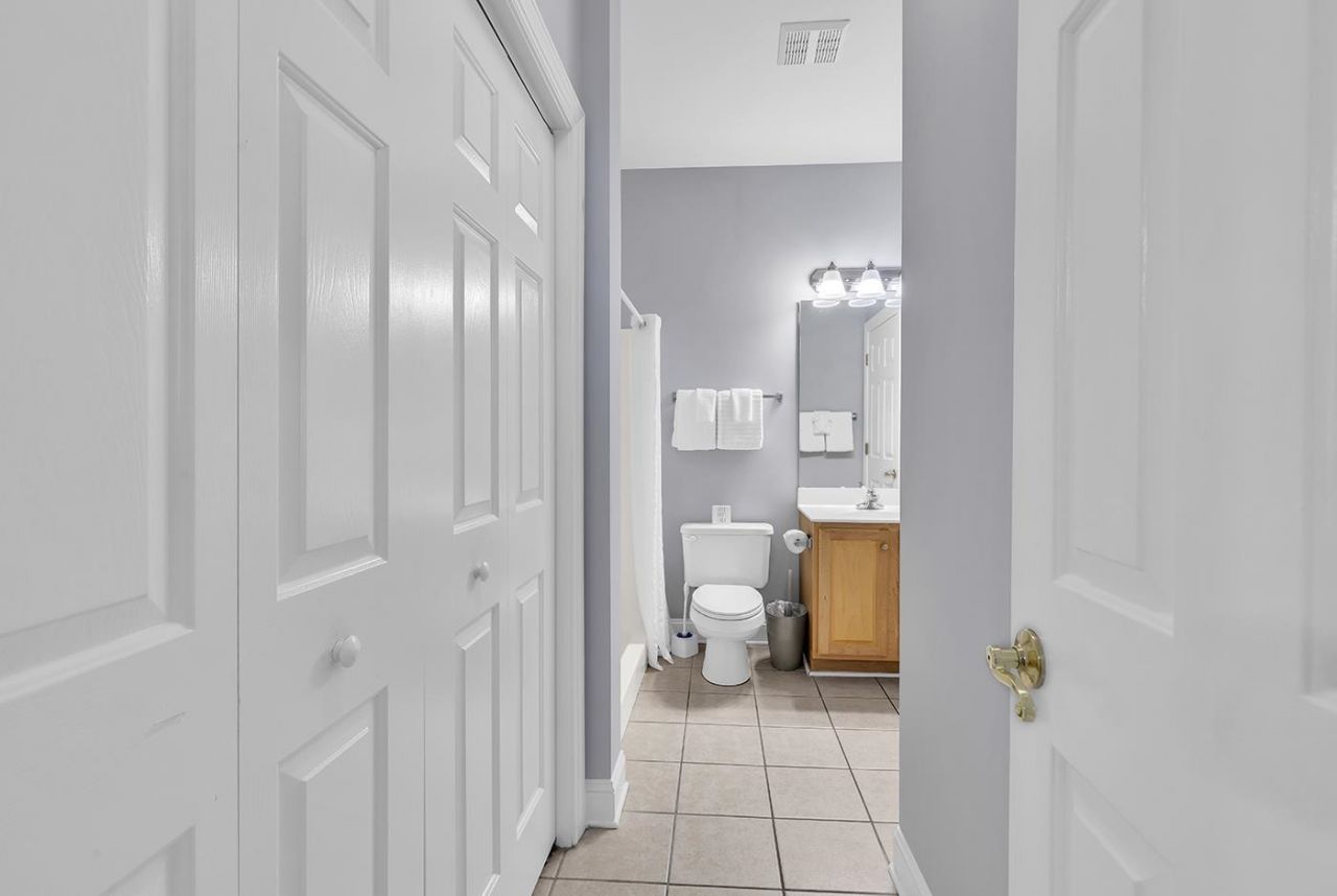 4872 Dahlia Ct. Photo 28