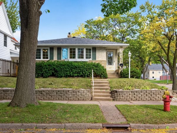 1837 Hawthorne Avenue E, Saint Paul, MN 55119