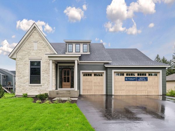 751 W 96th Street , Chanhassen, MN 55317