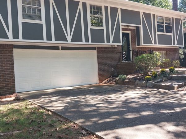 401 Pineburr Lane, Stone Mountain, GA 30087