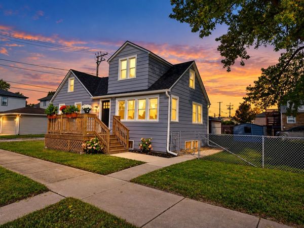 9548 Merrimac Avenue , Oak Lawn, IL 60453