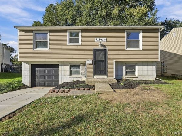 108 W Toulon Drive, Buffalo, NY 14227