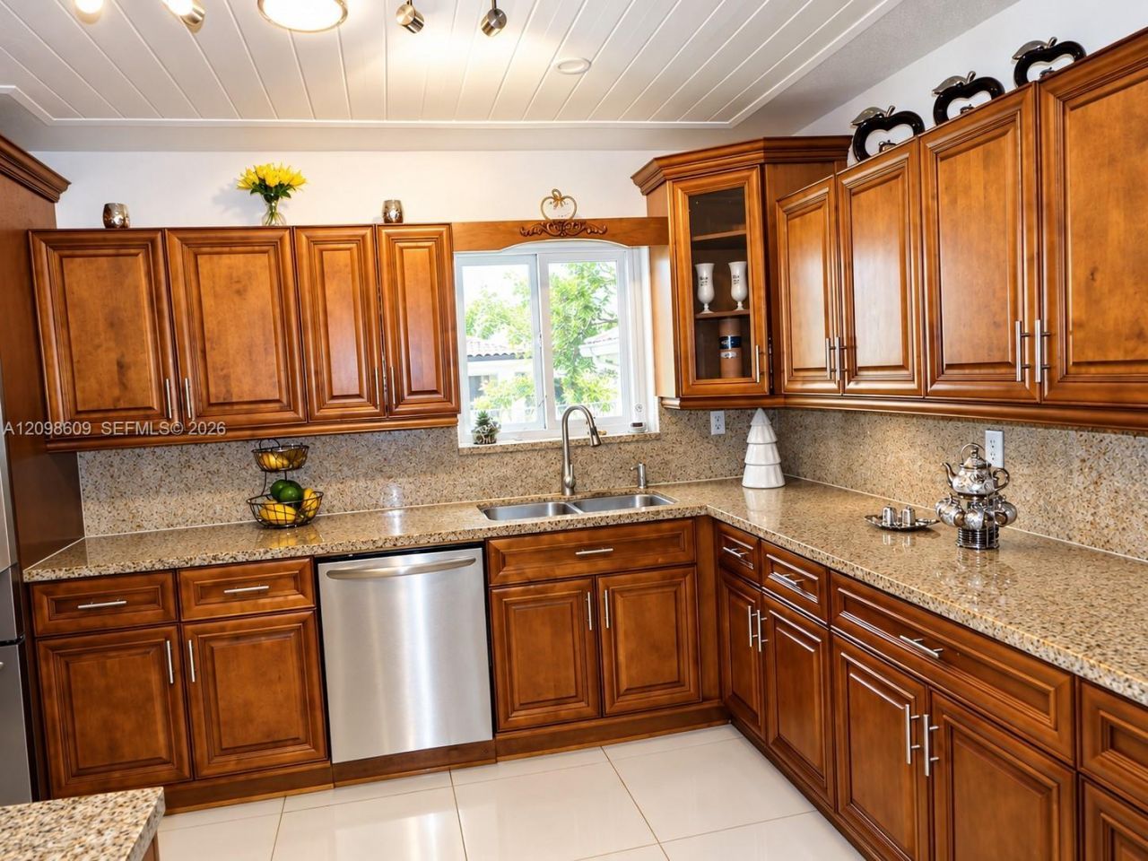 285 NW 48th Pl , Miami, FL 33126 Photo