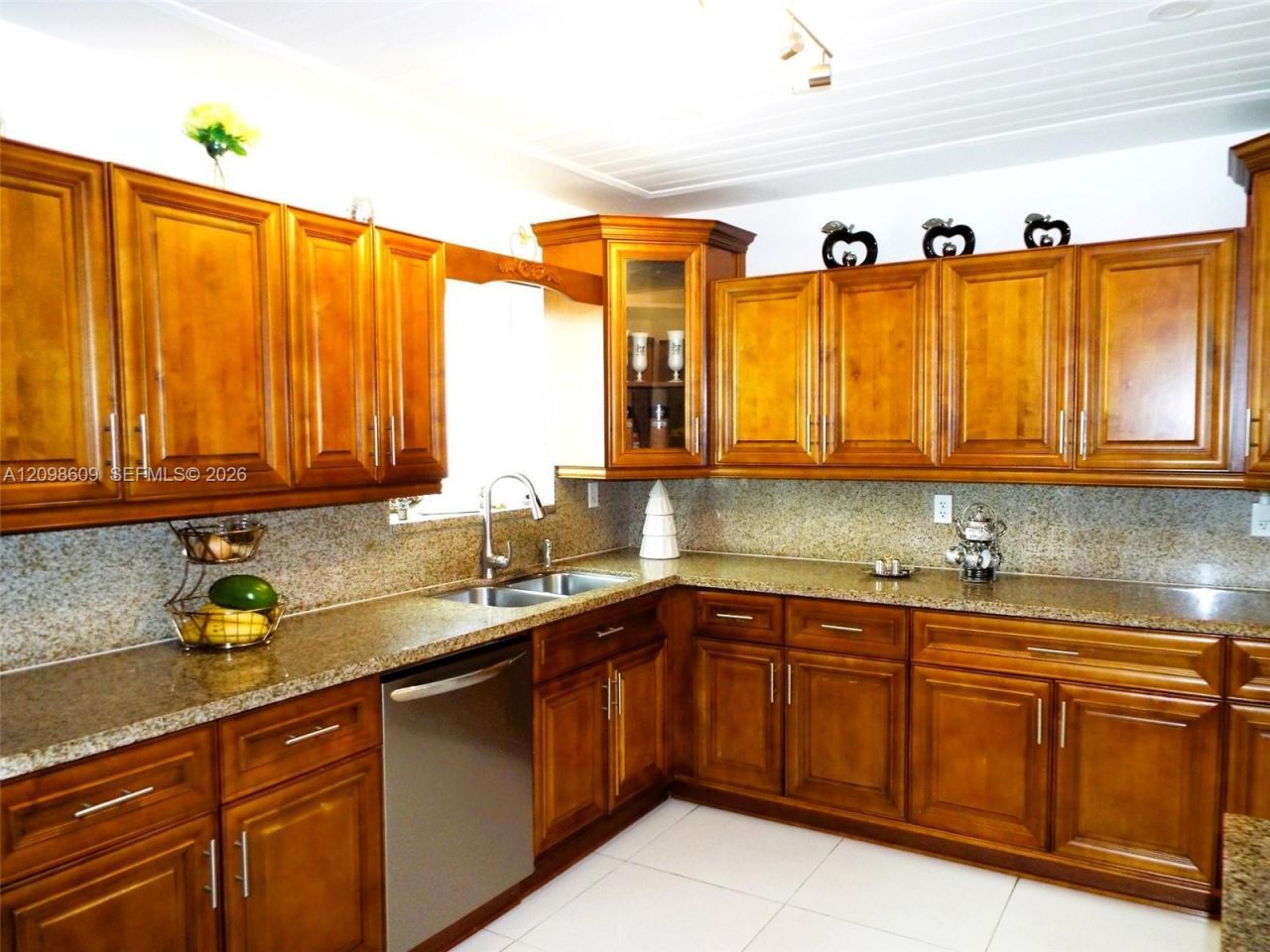 285 NW 48th Pl , Miami, FL 33126 Photo