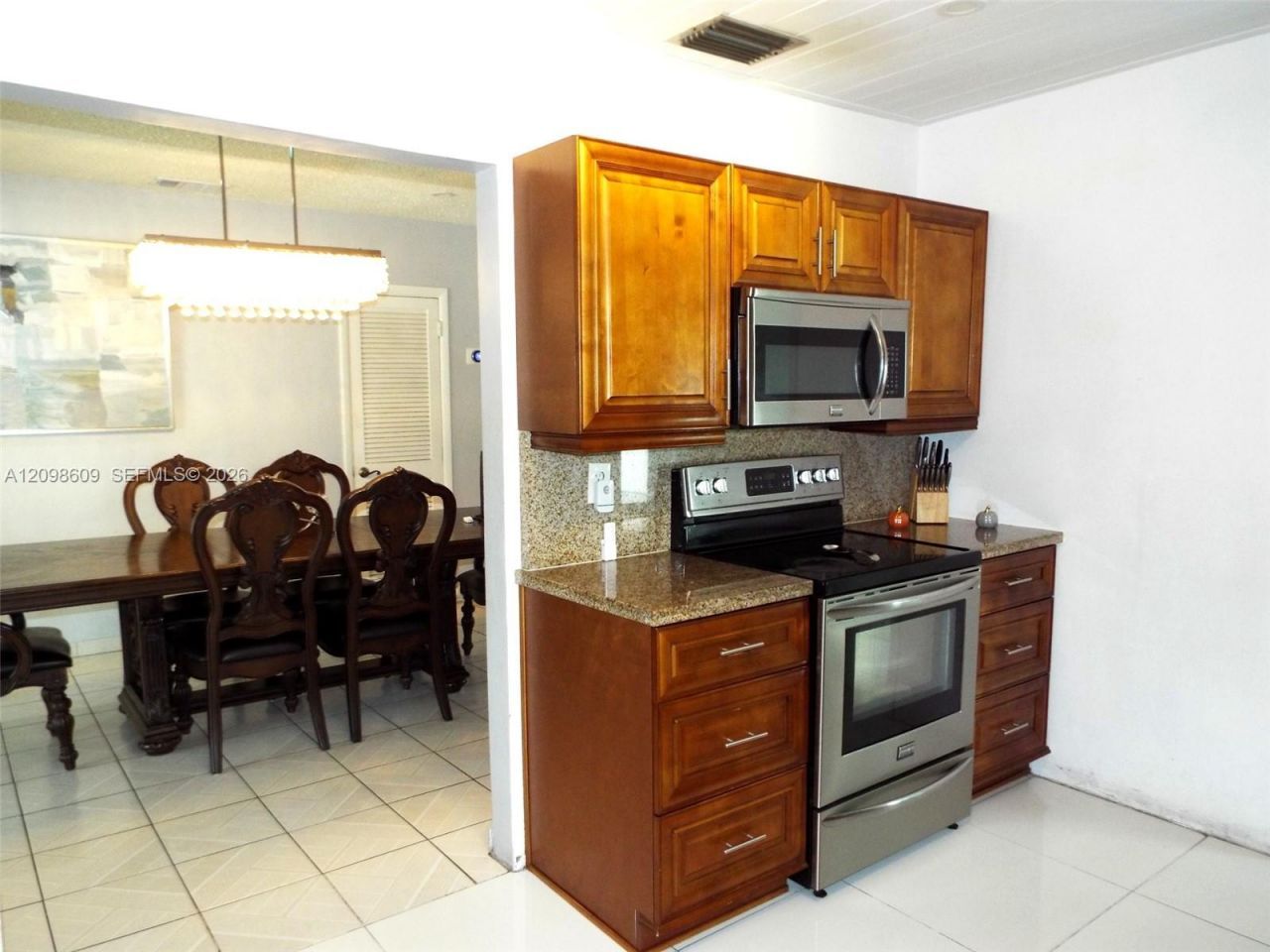 285 NW 48th Pl , Miami, FL 33126 Photo