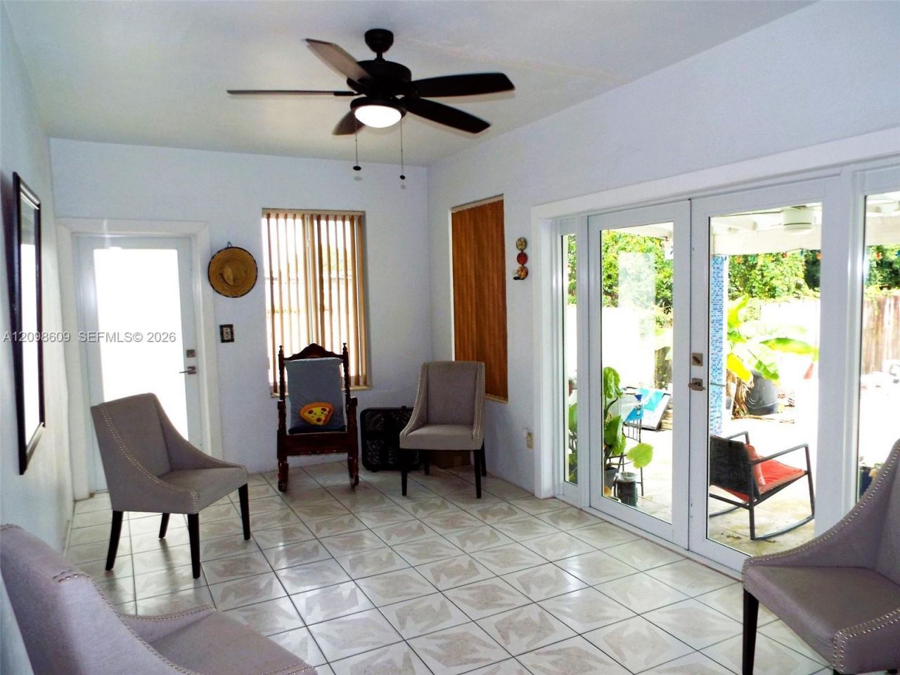 285 NW 48th Pl , Miami, FL 33126 Photo
