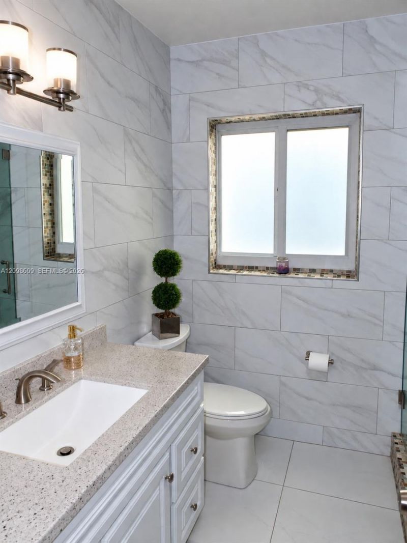 285 NW 48th Pl , Miami, FL 33126 Photo