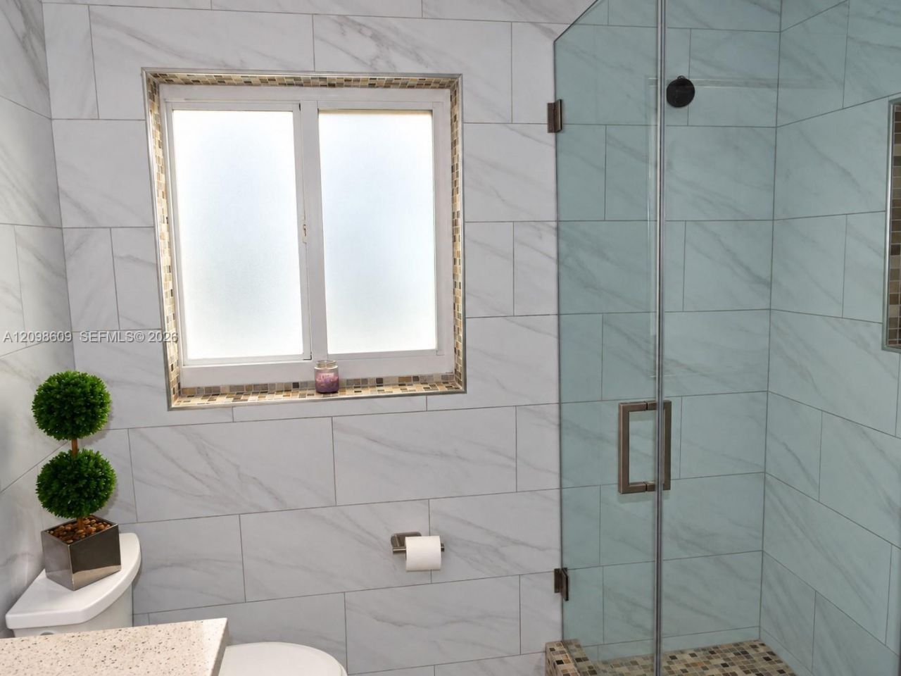 285 NW 48th Pl , Miami, FL 33126 Photo