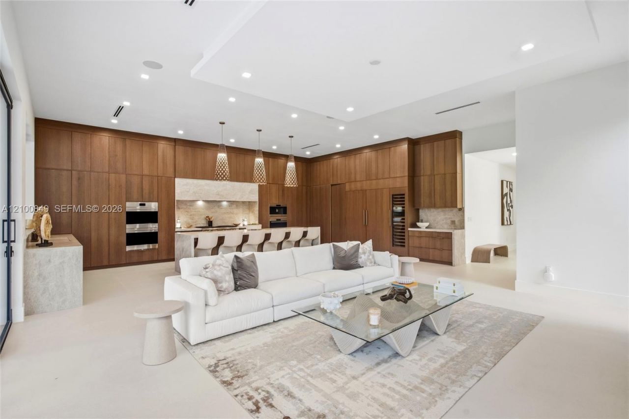 13805 Old Cutler Rd, Palmetto Bay, FL 33158 Photo