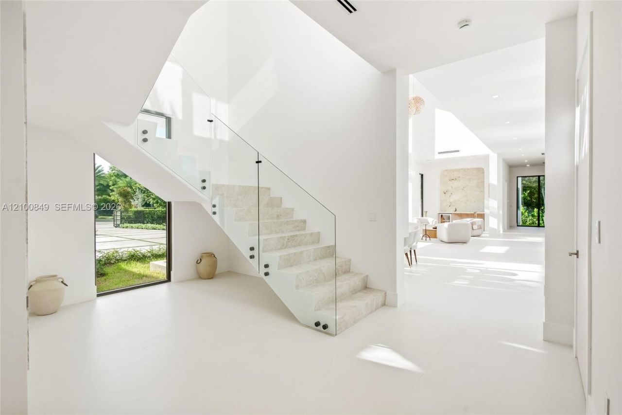 13805 Old Cutler Rd, Palmetto Bay, FL 33158 Photo