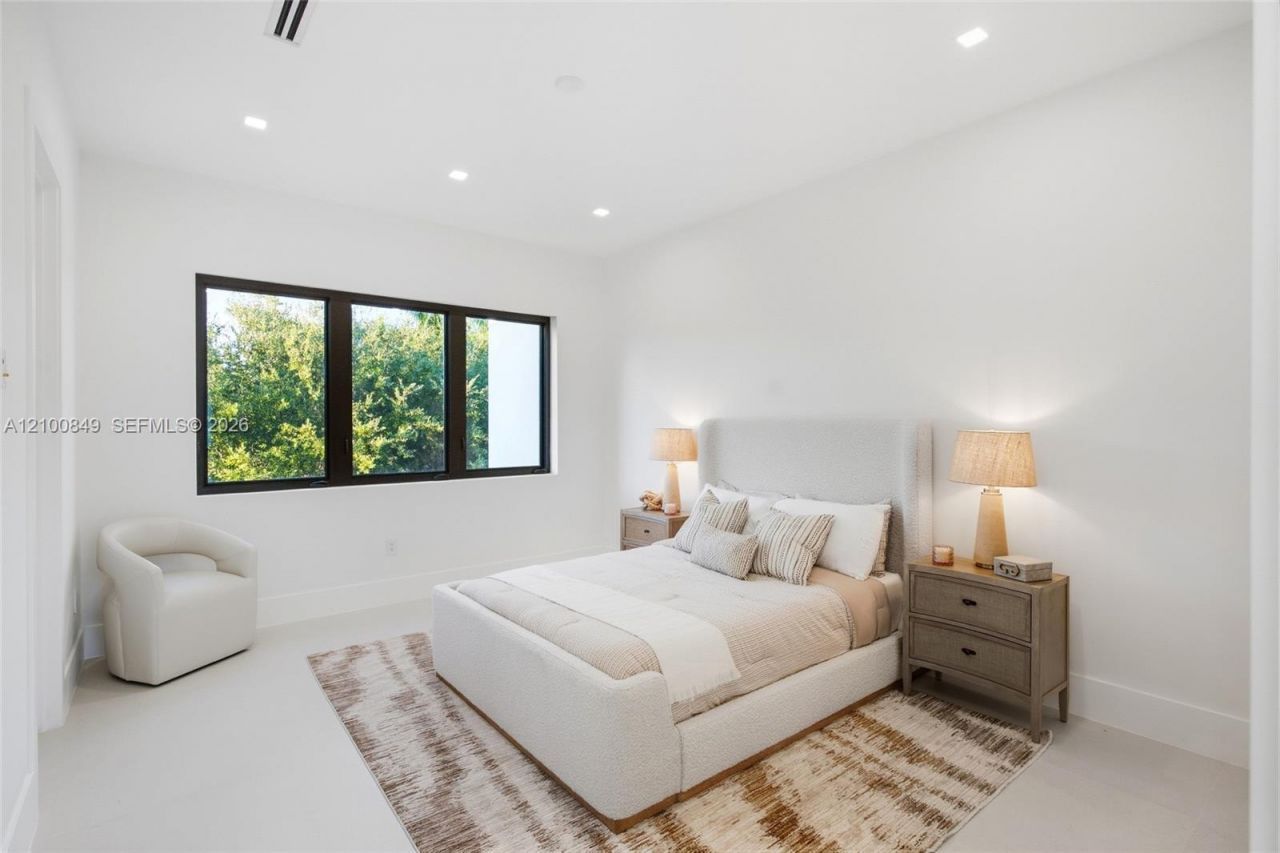 13805 Old Cutler Rd, Palmetto Bay, FL 33158 Photo