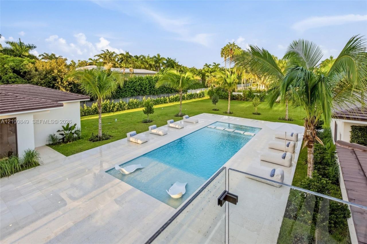 13805 Old Cutler Rd, Palmetto Bay, FL 33158 Photo