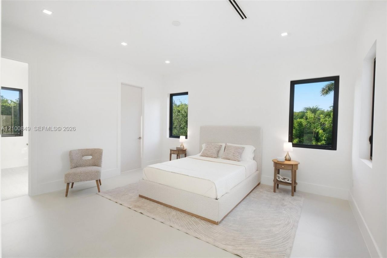 13805 Old Cutler Rd, Palmetto Bay, FL 33158 Photo
