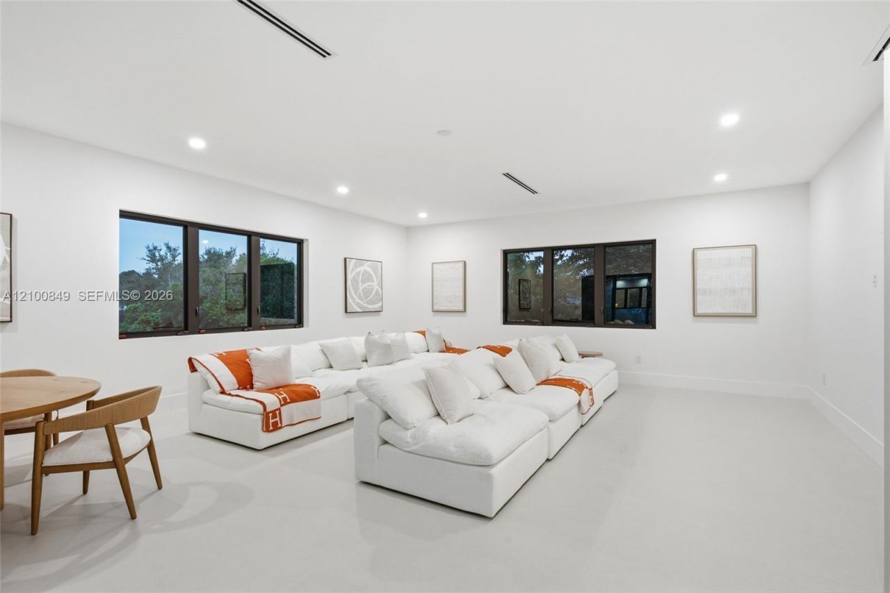 13805 Old Cutler Rd, Palmetto Bay, FL 33158 Photo