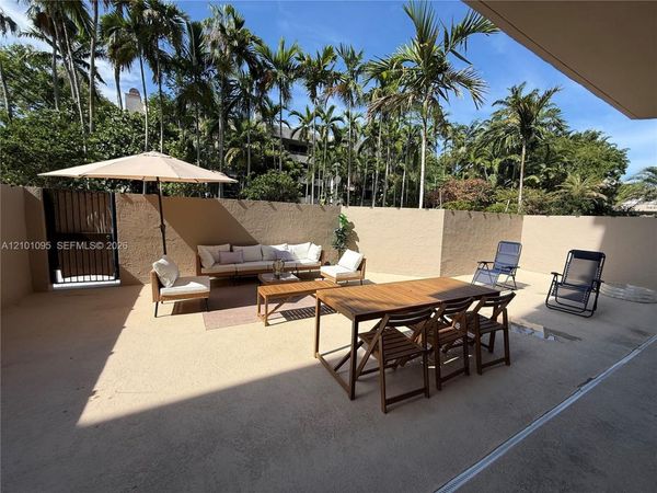 Unit 140, Key Biscayne, FL 33149