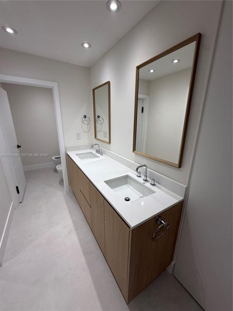 Please Call For Address, Unit 140, Key Biscayne, FL 33149 Photo