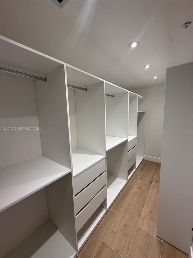 Please Call For Address, Unit 140, Key Biscayne, FL 33149 Photo