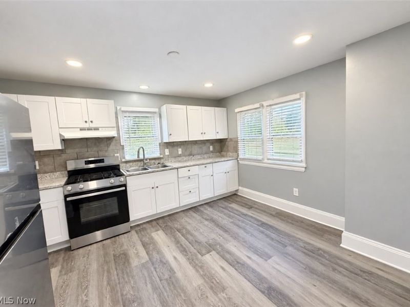 3870 E 146th Street, Cleveland, OH 44128 Photo 3