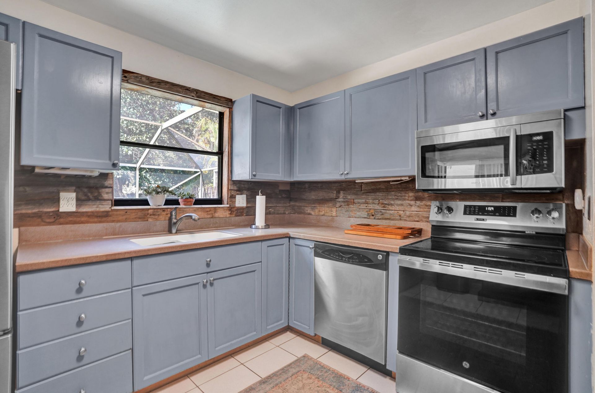 1065 Raintree Lane, Palm Beach Gardens, FL 33410 Photo